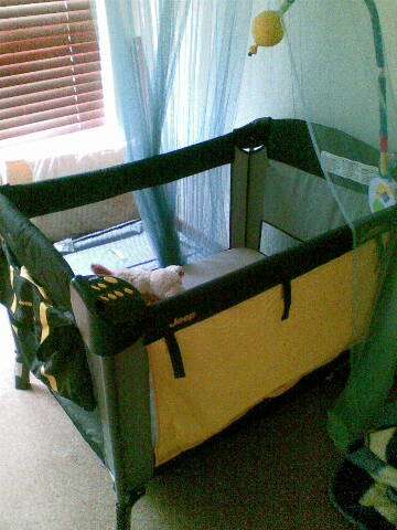 * JEEP COT-vibrates & Plays music!!!!!! *