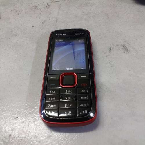 Nokia 5130C + Charger