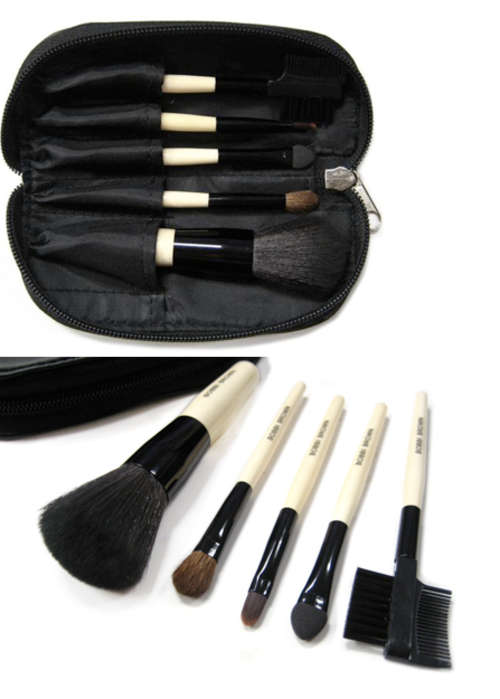 BOBBI BROWN TRAVEL MAKEUP  BRUSHES SET OF 5 IN COMPACT CASE, FREE POSTAGE!