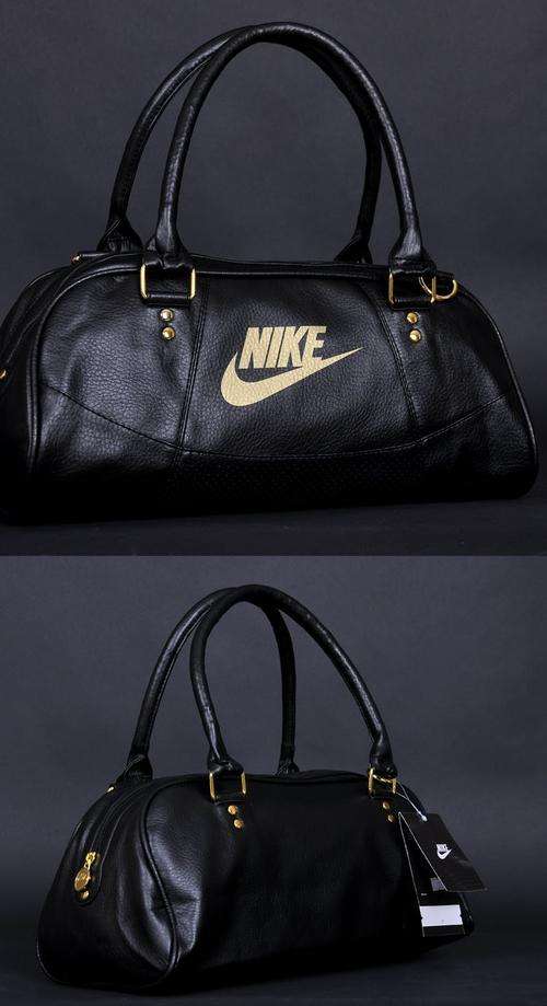 NIKE HAND BAGS NEVER SEEN BEFORE