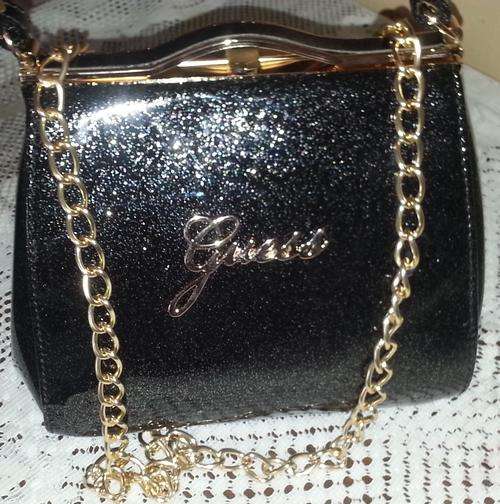 GUESS HANDBAG SPECIAL