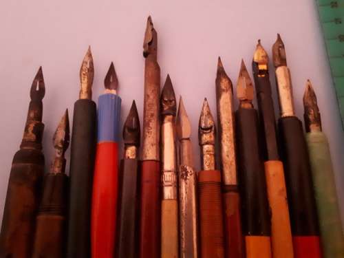 Vintage fountain pens