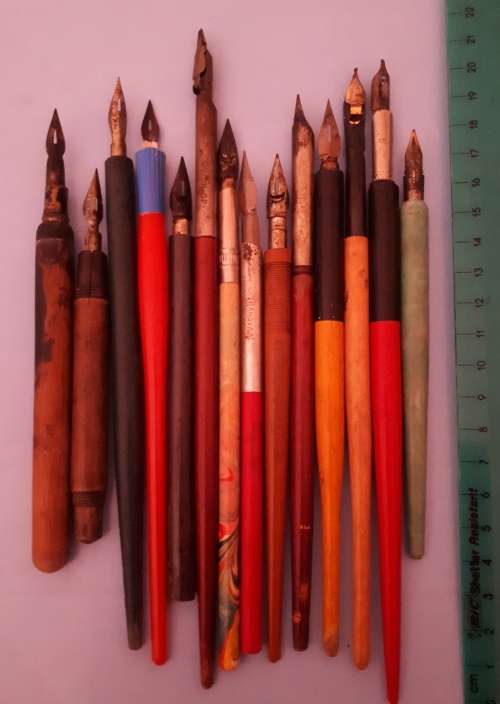 Vintage fountain pens