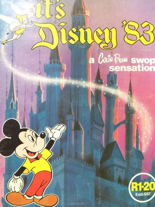 7 x Vintage Collectible Comic / Sticker Books - He Man / Thundercats / Looney Tunes / She-Ra