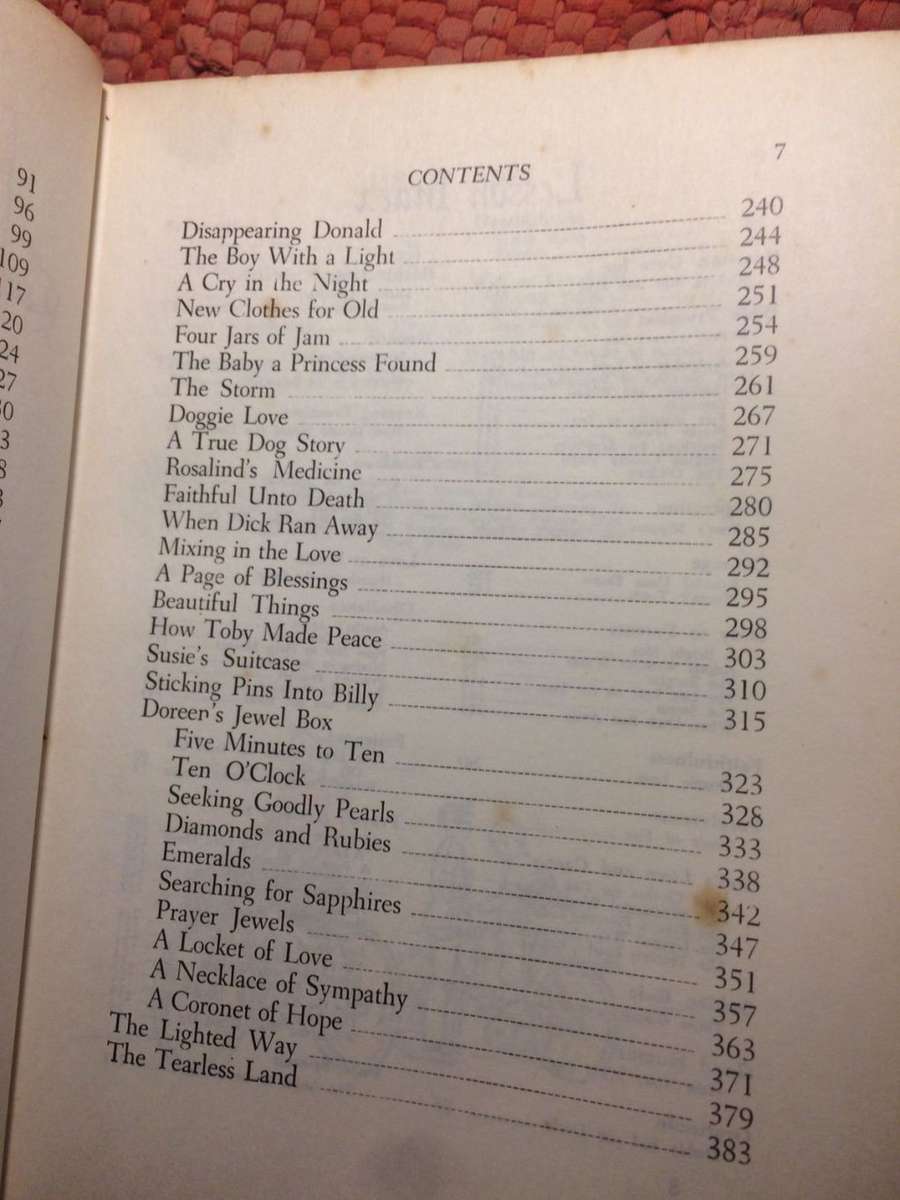 Uncle Arthur's Bedtime Stories: Volume Two - Arthur S Maxwell