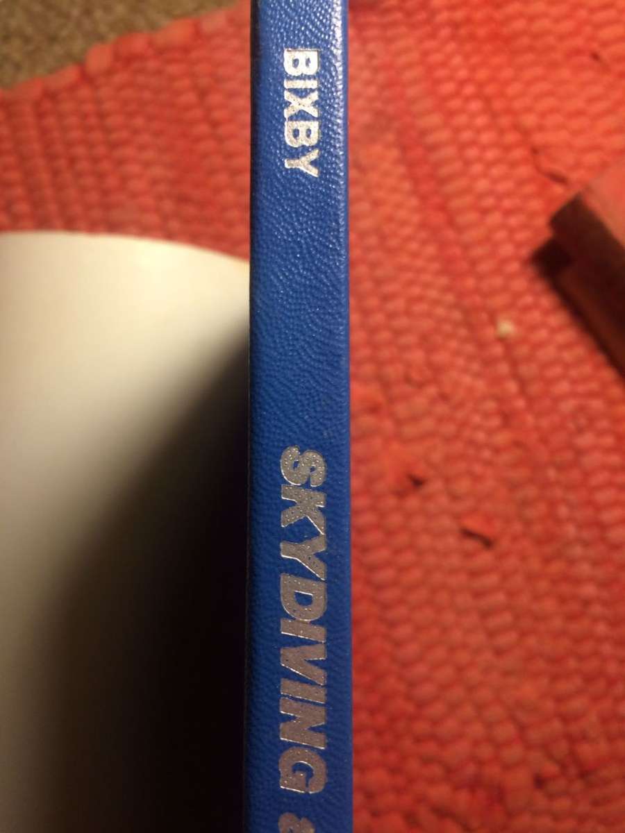 Skydiving and Parachuting - William Bixby (1980 1st Edition HARDCOVER)
