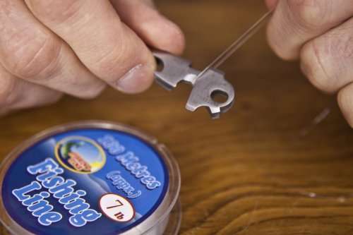 8 IN 1 MULTI TOOL THAT FITS ON A KEY RING - FROM TRUE UTILITY!!!