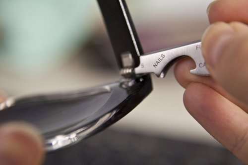 8 IN 1 MULTI TOOL THAT FITS ON A KEY RING - FROM TRUE UTILITY!!!