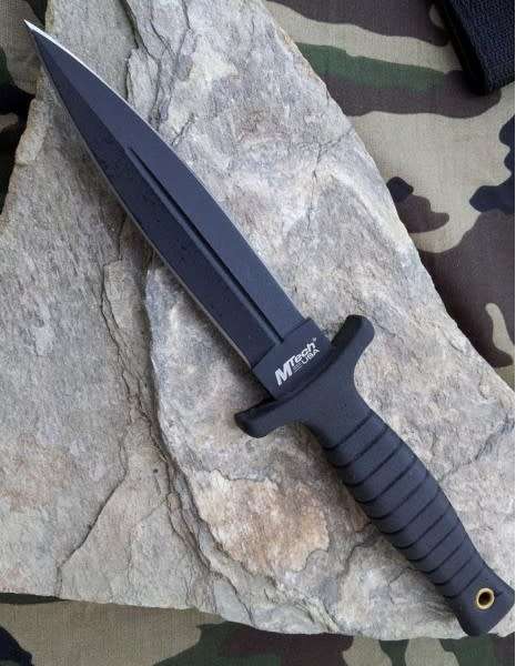 COMMANDO BOOT DAGGER / THROWING KNIFE - AWESOME QUALITY!