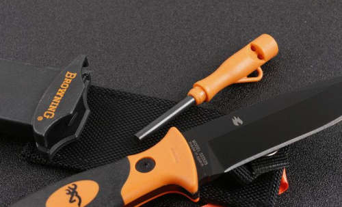 525 SURVIVAL, TACTICAL & EDC HUNTING KNIFE WITH SHEATH & ACCESSORIES!