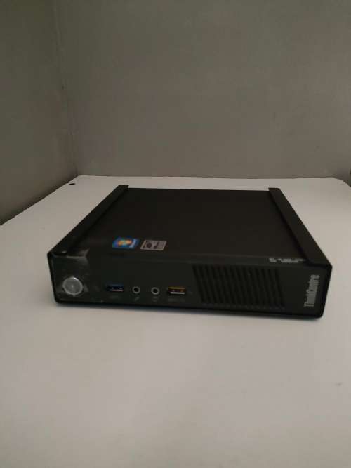 Lenovo thinkCentre mini PC