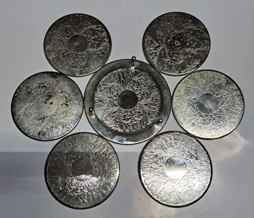 SILVER PLATED COASTERS SET AND HOLDER.   6+ 1 HOLDER. ONLY 1 LEFT