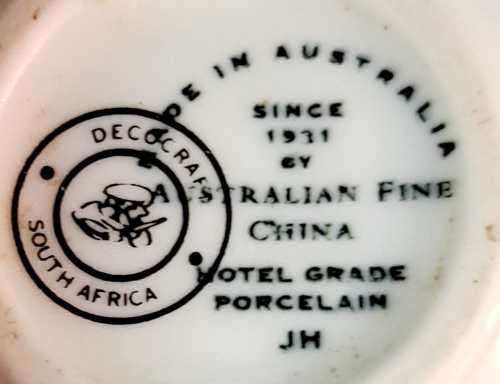 VINTAGE CIRO COFFEE MUGS SINCE 1921 MADE IN AUSTRALIA  70ML  **SCARCE ** × 6MUGS  PORCELAIN  ????