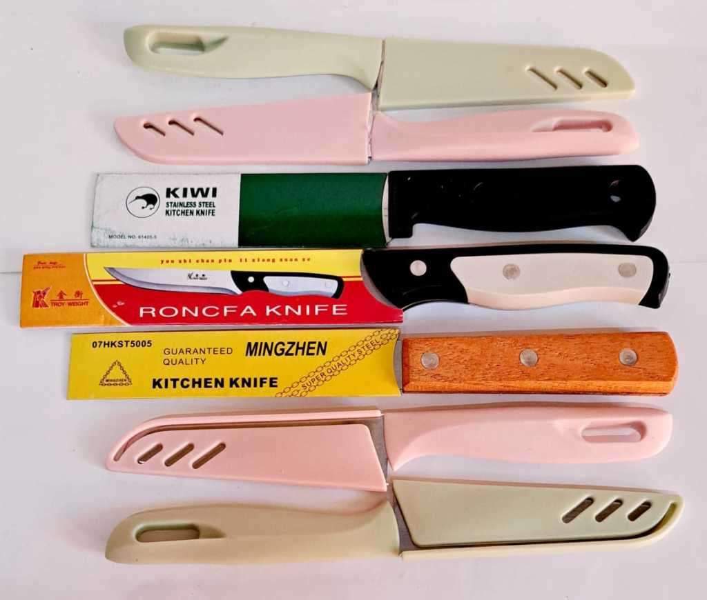 KITCHEN KNIFE  COMBO  7× KNIVES FOR ONE BID. ?.  (NO 1 ) !!
