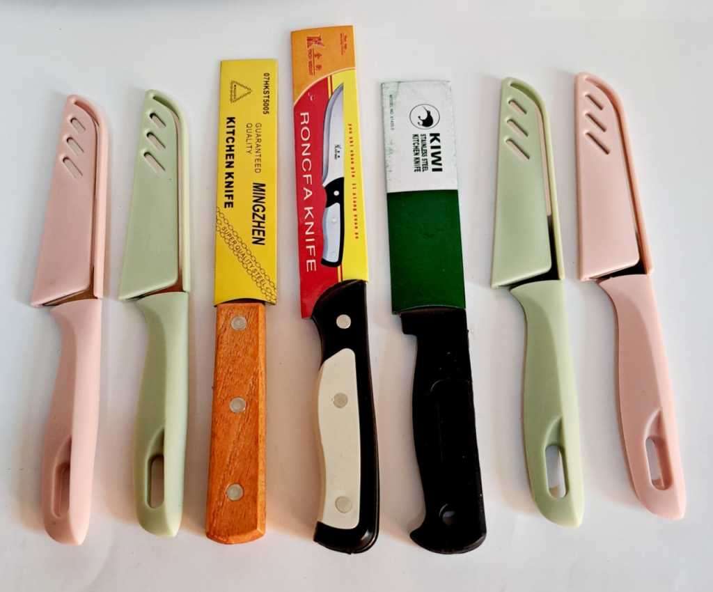 KITCHEN KNIFE  COMBO  7× KNIVES FOR ONE BID. ?.  (NO 1 ) !!