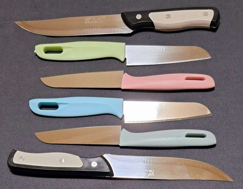 KITCHEN KNIFE  COMBO  6× KNIVES FOR ONE BID.  **NEW** 23CM**