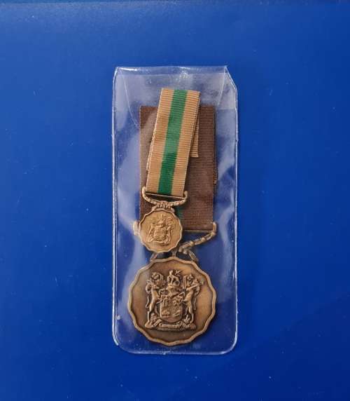 SADF - GOOD SERVICE MEDAL - BRONZE 10 YR - FULL SIZE + MINIATURE