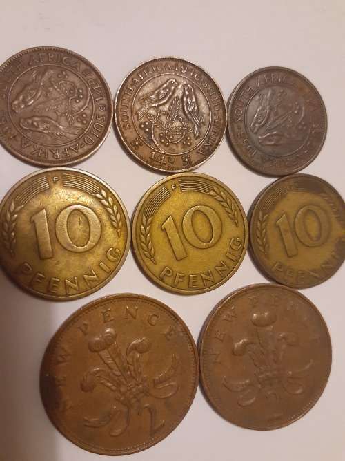Mix lot of 8 coins coins in excellent condition
