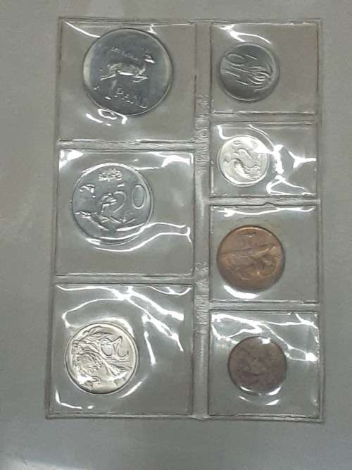 Beautiful 1980 SA Uncirculated Mint Pack Set