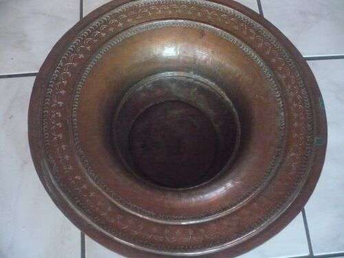 LARGE GENUINE OLD COPPER SPITTOON