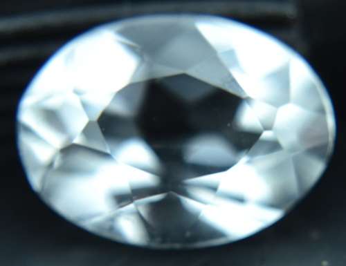 1Ct Natural White Topaz Starting at R1 No reserve