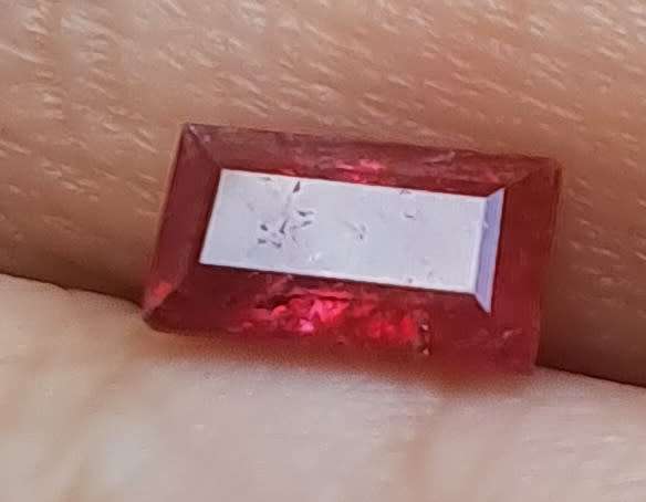 0.66ct Natural ruby