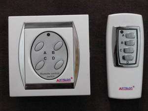 4 Ports ON/OFF Digital Wireless Remote Power Switch