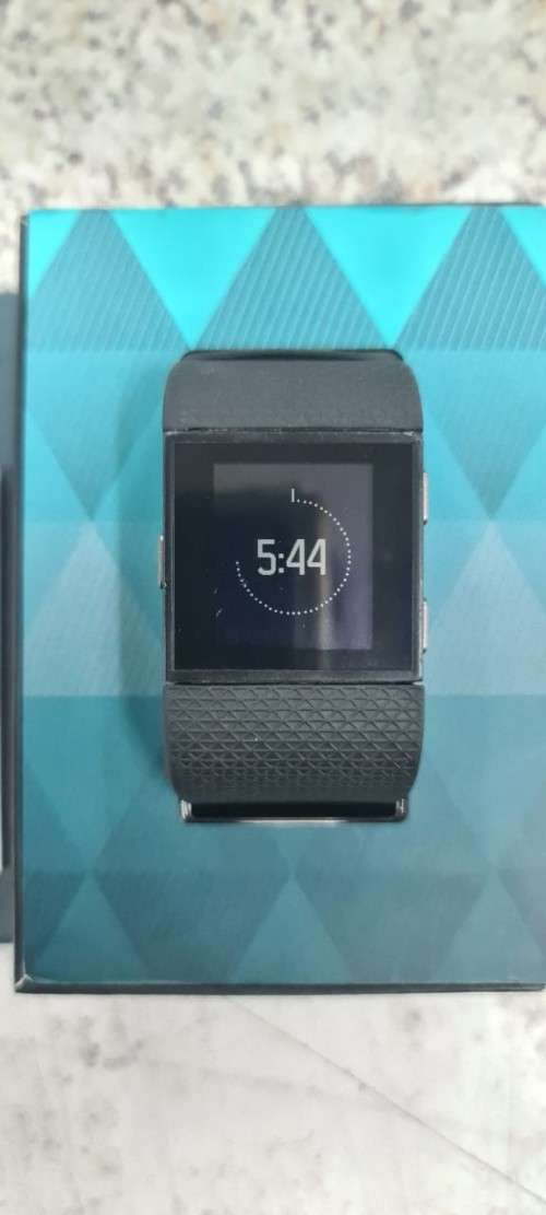 FITBIT SURGE SMART WATCH