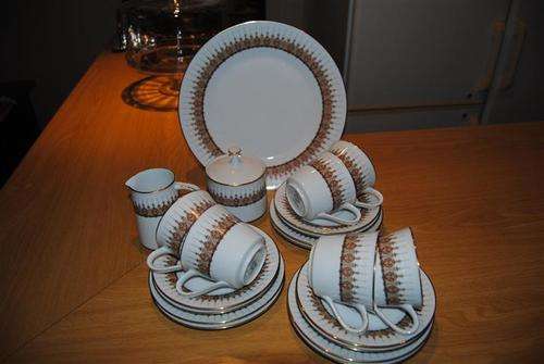 Noritake Madeleine 21 Piece Tea Set