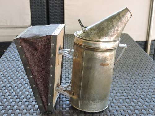 Old fashioned Bee-smoker