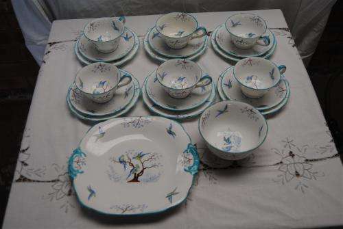 "Ye Old English" tea set