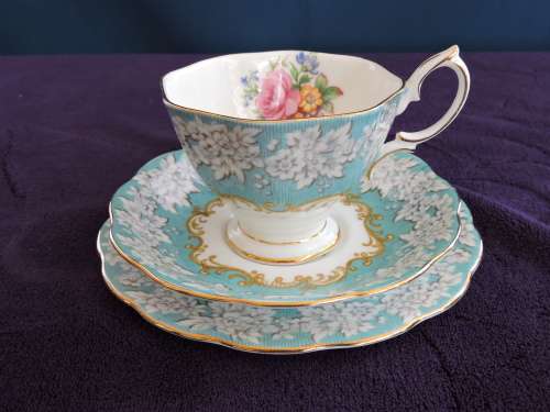 Royal Albert Enchantment Trio