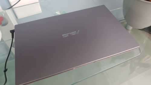 ASUS I7