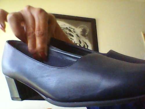 No 6 navy blue court shoe