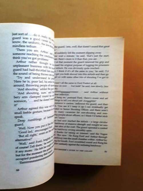 The Hitchhiker's Guide to the Galaxy - The Trilogy of Four, Douglas Adams