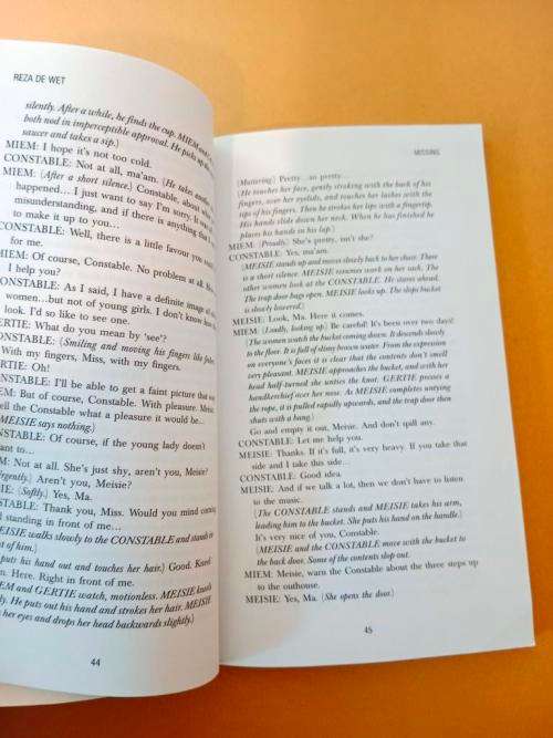 Plays One: Missing/ Crossing/ Miracle, Reza de Wet