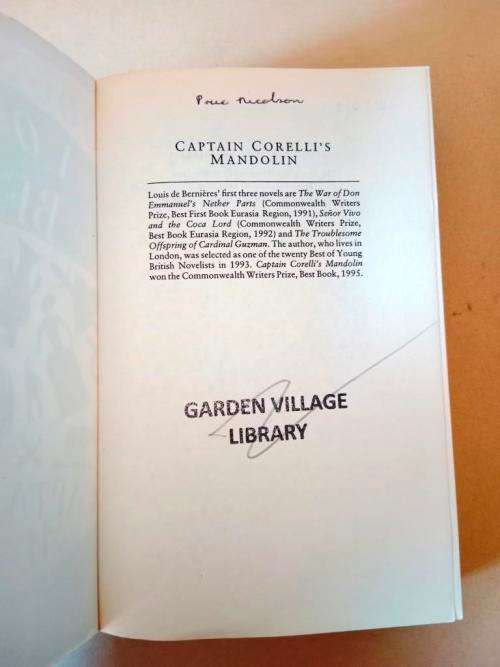 Captain Corelli`s Mandolin, Louis de Bernières