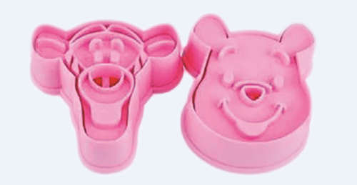 Winnie the Pooh and Tigger press out cookie cutter