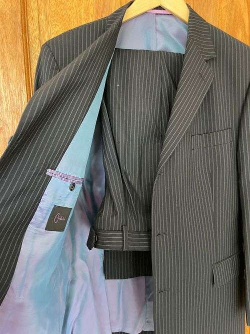 Carducci suit