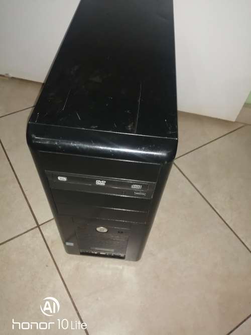 I7 7th generation Gigabyte PC Case (please read)