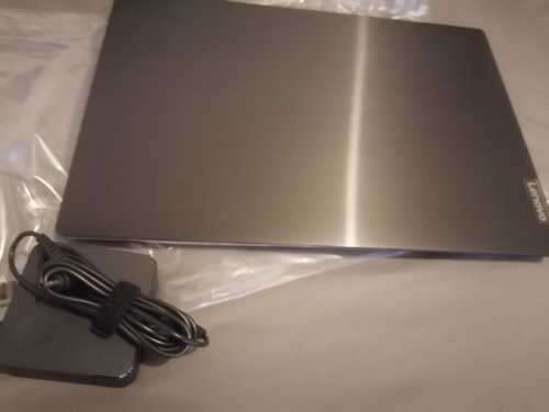 BRAND NEW Lenovo ideapad L340-15API, AMD RYZEN 3, 4GB 1TB Win 10