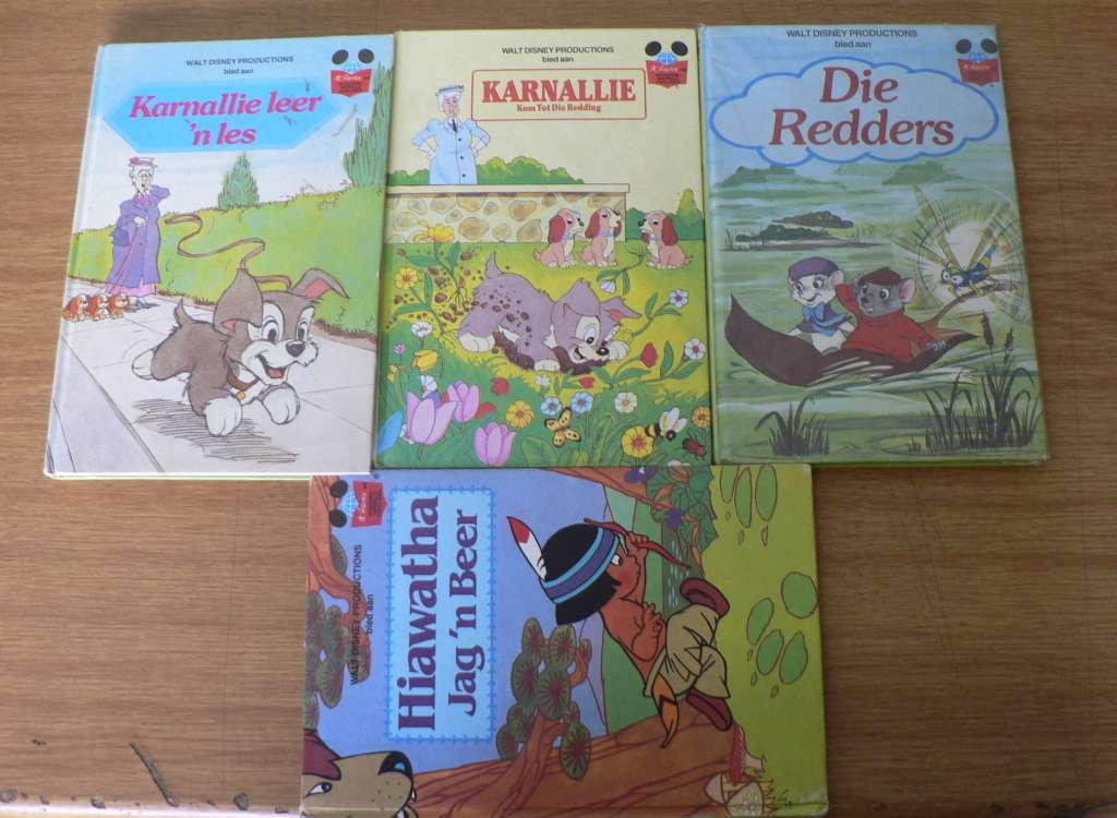 4 X pragtige Afrikaanse kinderboekies(Walt Disney)