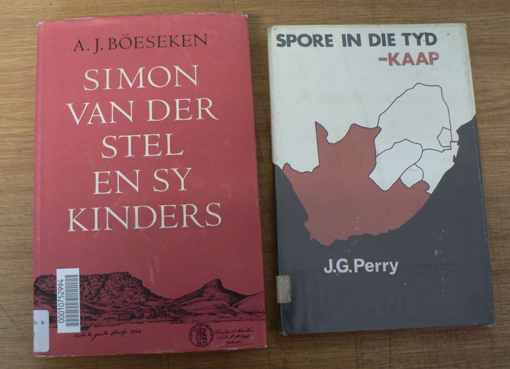 2 x Kaapse geskiedenis Africana boeke.