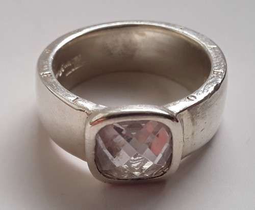 Quality!!! Designer `Thomas Sabo` cushion cut sterling silver ring. Size: M