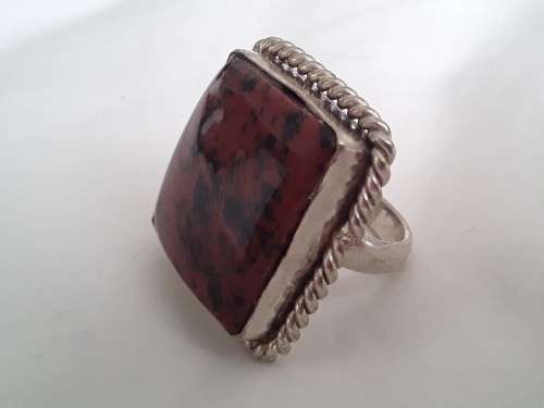 Amazing solid sterling silver ring with large jasper gemstone. Stamped: 925