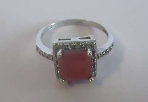 925 Sterling silver ring with beautiful burnt orange stone. Size: N