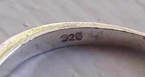 Solid sterling silver half eternity band ring.