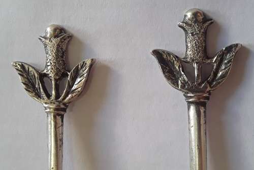Pair of sterling silver spoons.  Weight:  19.13g