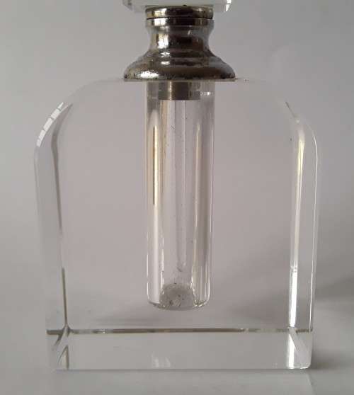 Gorgeous Vintage Art Deco Glass Refillable Perfume Bottle.