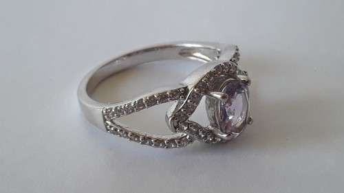 925 sterling silver ring with lilac stone. Size: N1/2 (17.3mm)